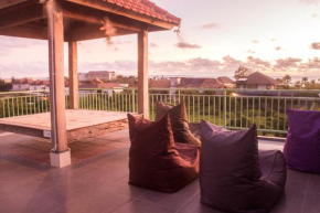 Гостиница A7 Guesthouse  North Kuta
